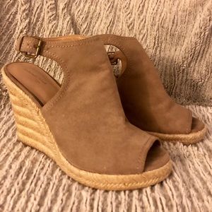 Taupe Wedges.